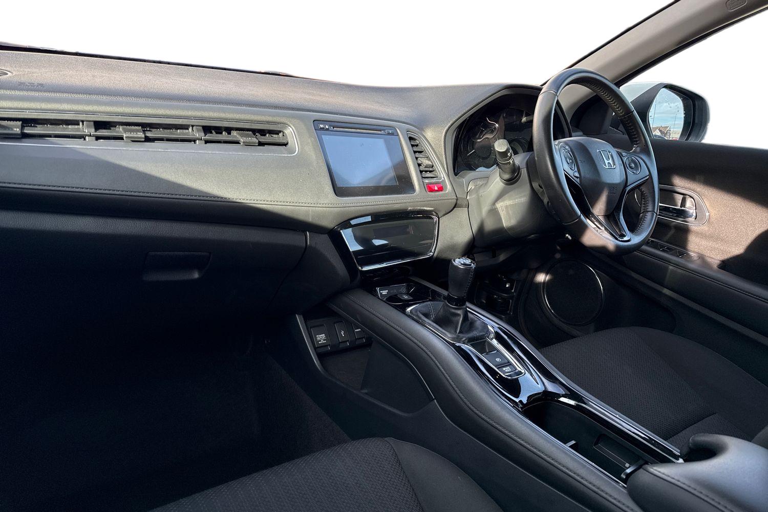 Used Honda HR-V 2018 for sale - 76718451: Photo 16