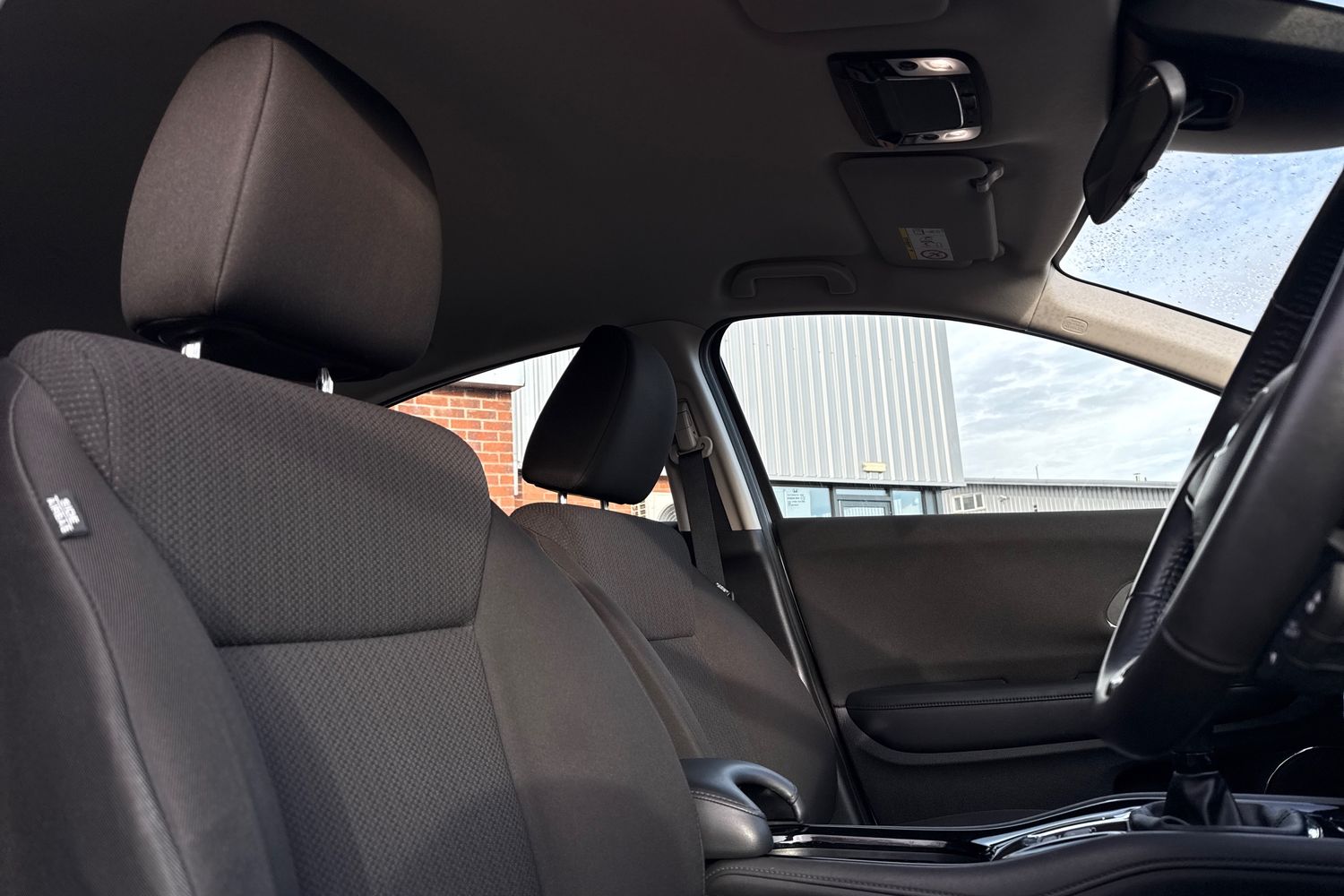 Used Honda HR-V 2018 for sale - 76718451: Photo 24