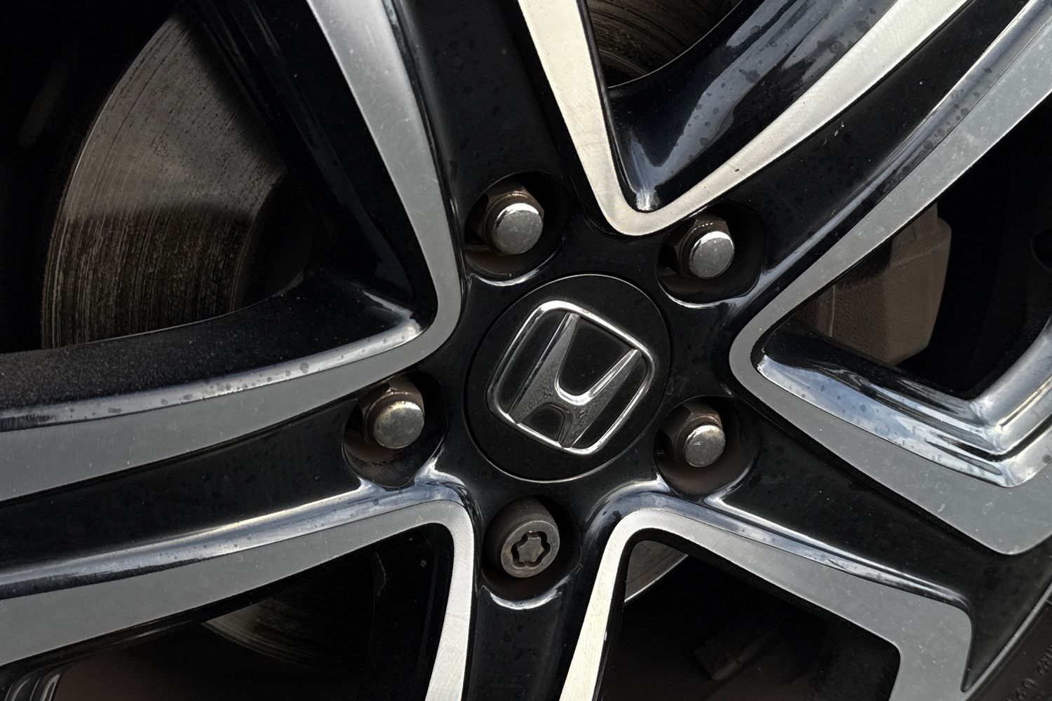 Used Honda HR-V 2018 for sale - 76718451: Photo 30