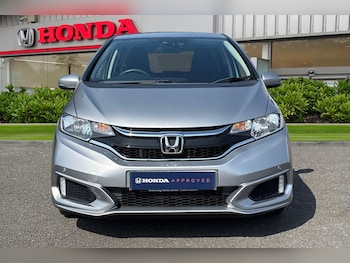 Used Honda Jazz 2019 for sale - 75568410: Photo