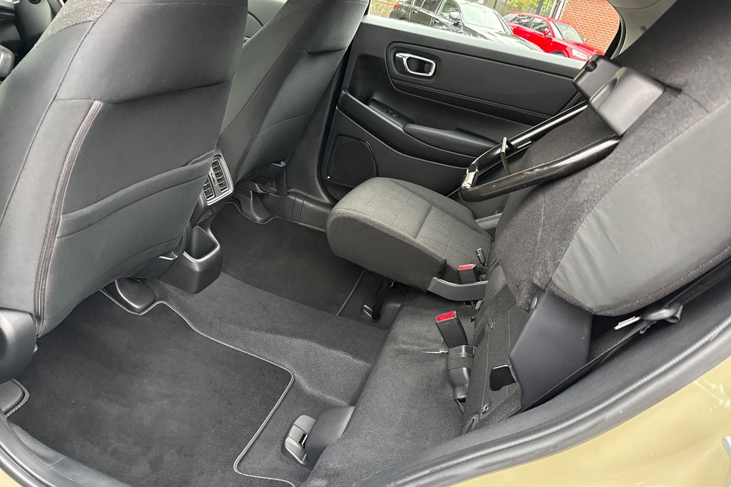 Used Honda HR-V 2022 for sale - 76288325: Photo 31