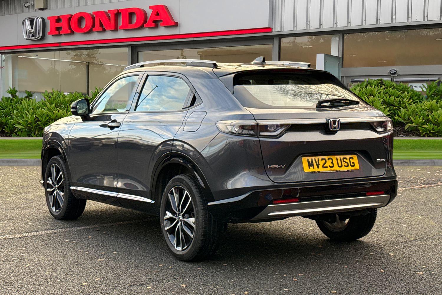Used Honda HR-V 2023 for sale - 76836408: Photo 2