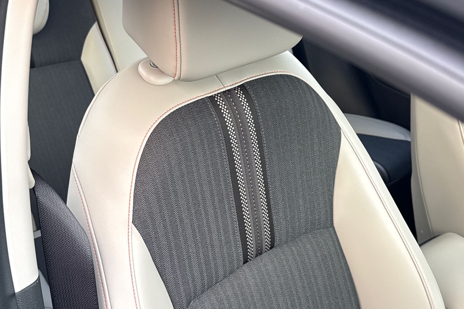 Used Honda HR-V 2023 for sale - 76836408: Photo 31