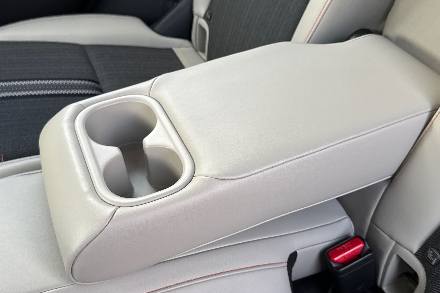 Used Honda HR-V 2023 for sale - 76836408: Photo 35