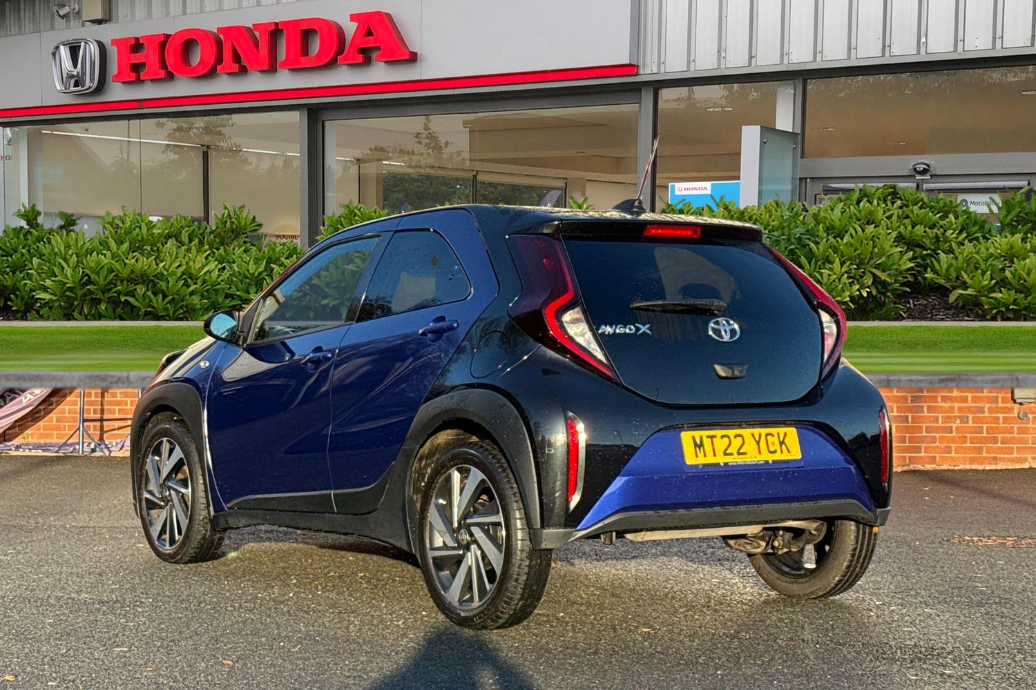 Used Toyota Aygo X 2022 for sale - 76783027: Photo 2