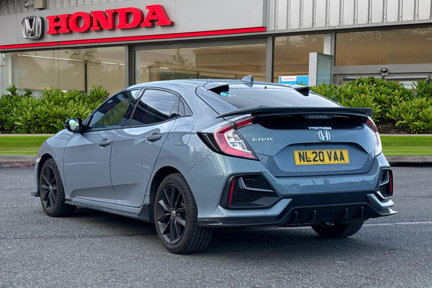 Used Honda Civic 2020 for sale - 77961399: Photo 2