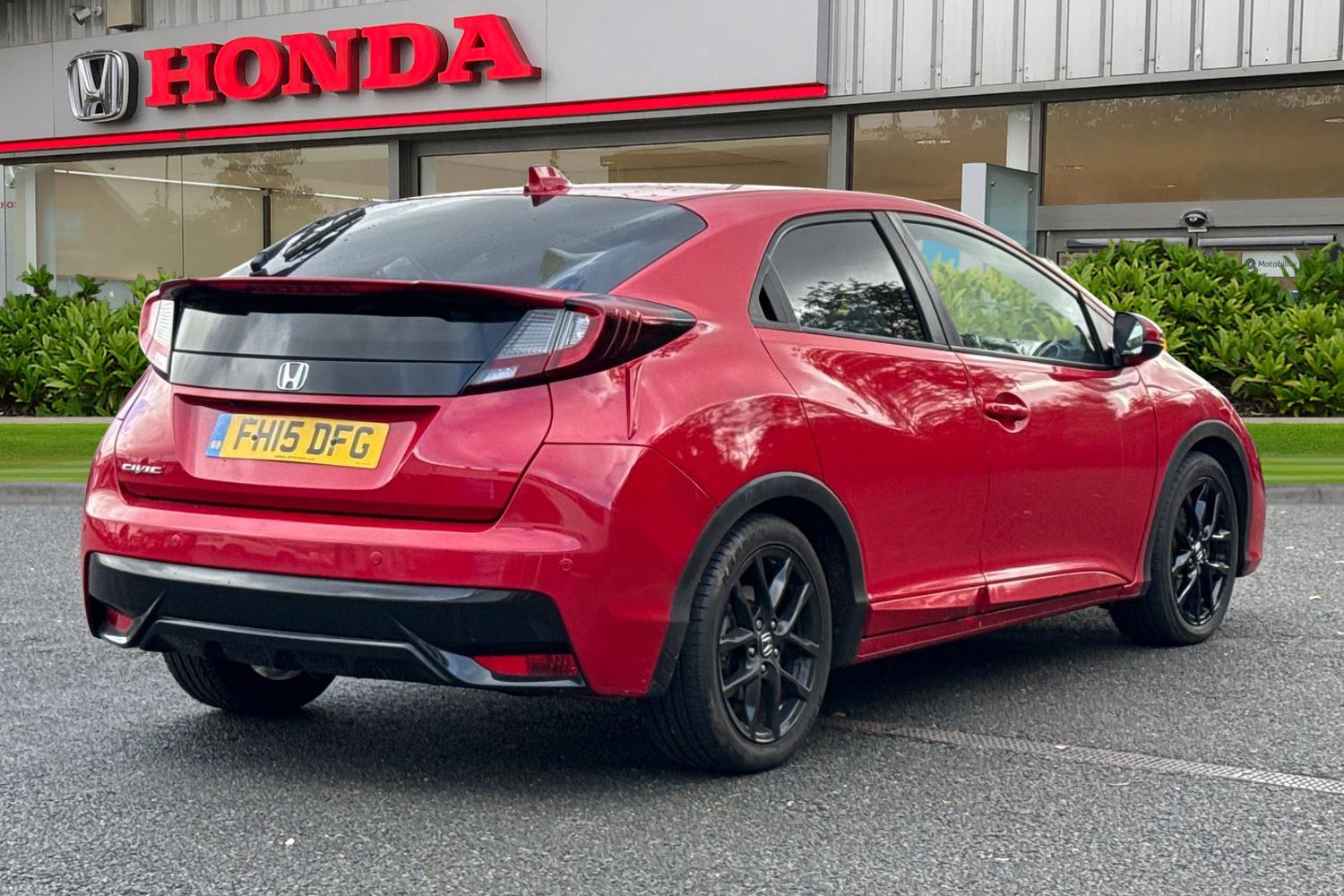 Used Honda Civic 2015 for sale - 76395395: Photo 8