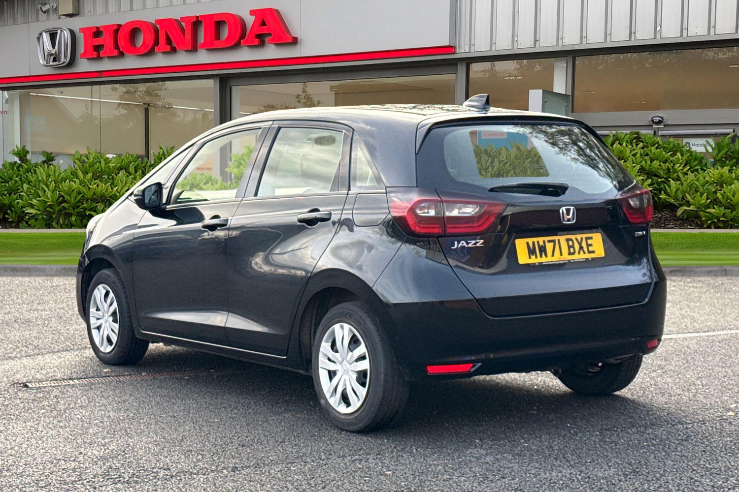 Used Honda Jazz 2021 for sale - 76411542: Photo 2