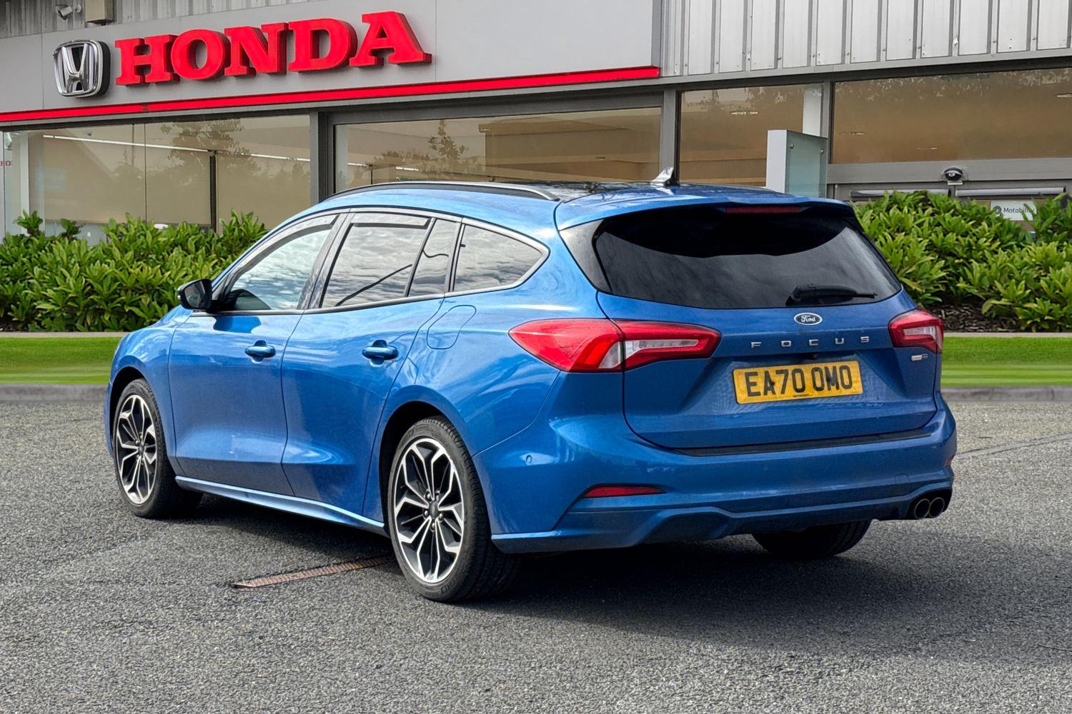 Used Ford Focus 2020 for sale - 78029408: Photo 2