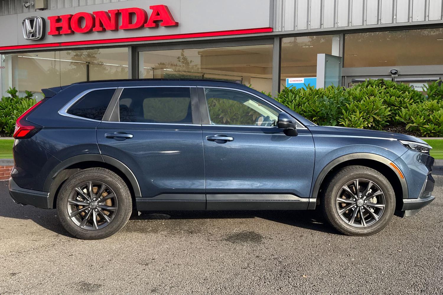 Used Honda CR-V 2024 for sale - 76711759: Photo 3
