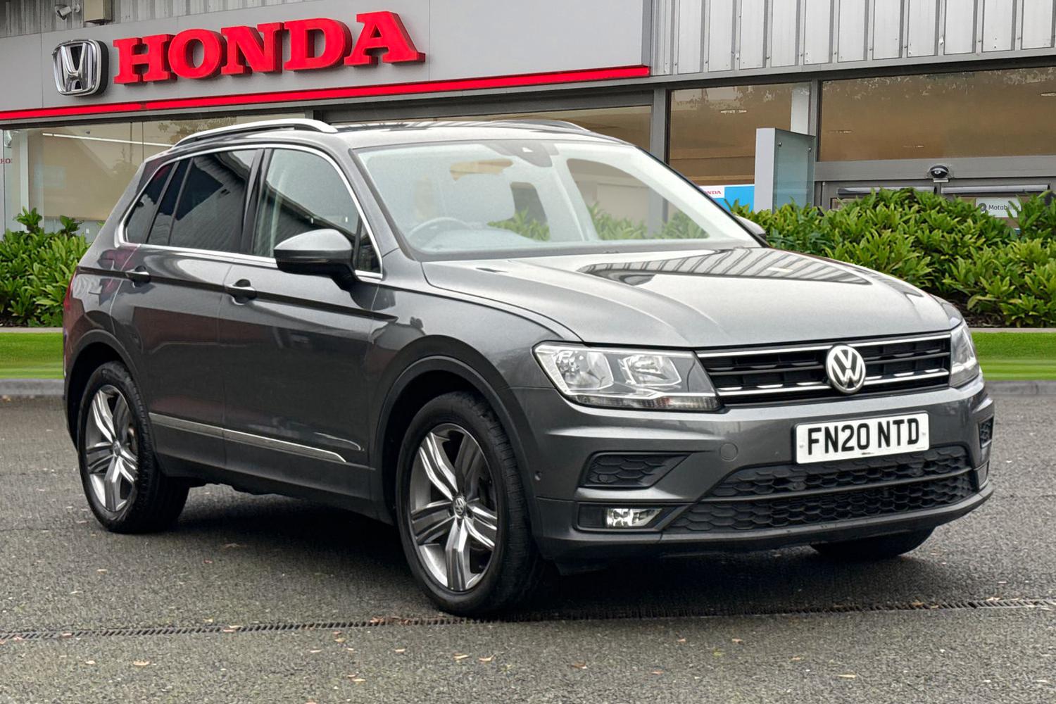 Used Volkswagen Tiguan 2020 for sale - 76805299: Photo 1