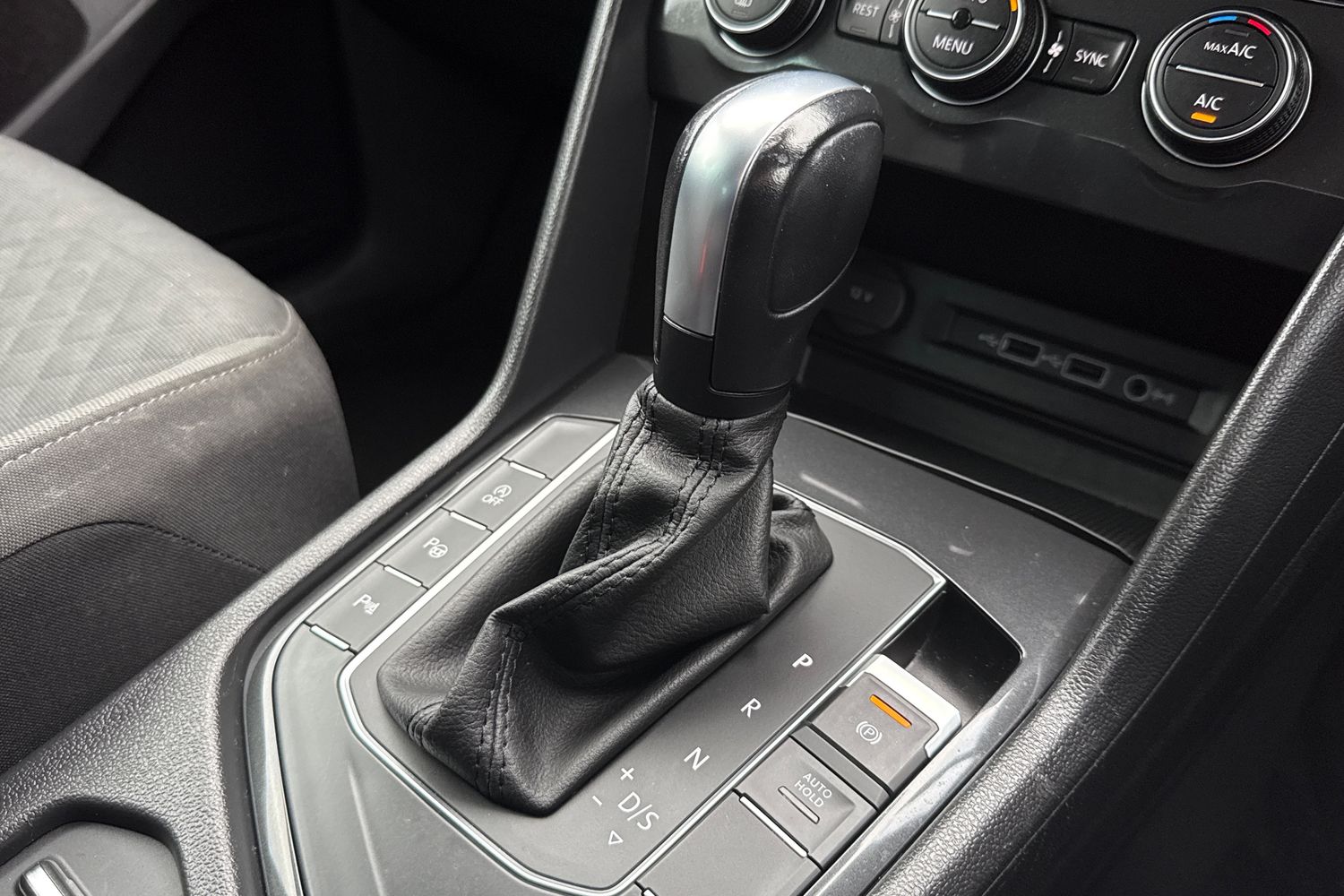 Used Volkswagen Tiguan 2020 for sale - 76805299: Photo 22