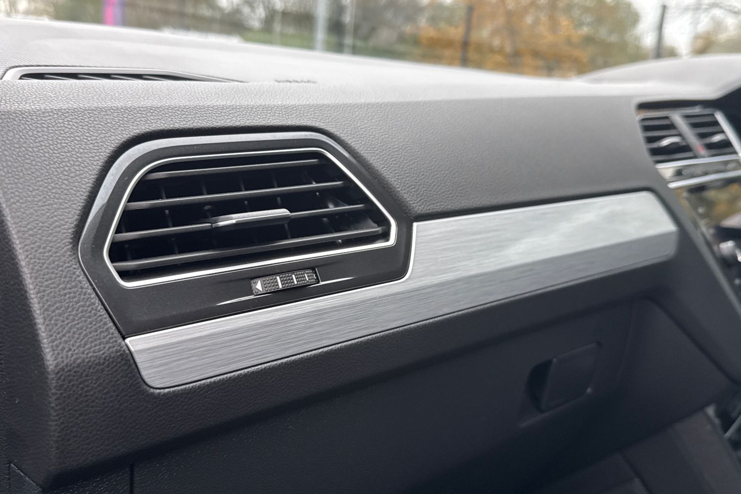 Used Volkswagen Tiguan 2020 for sale - 76805299: Photo 35