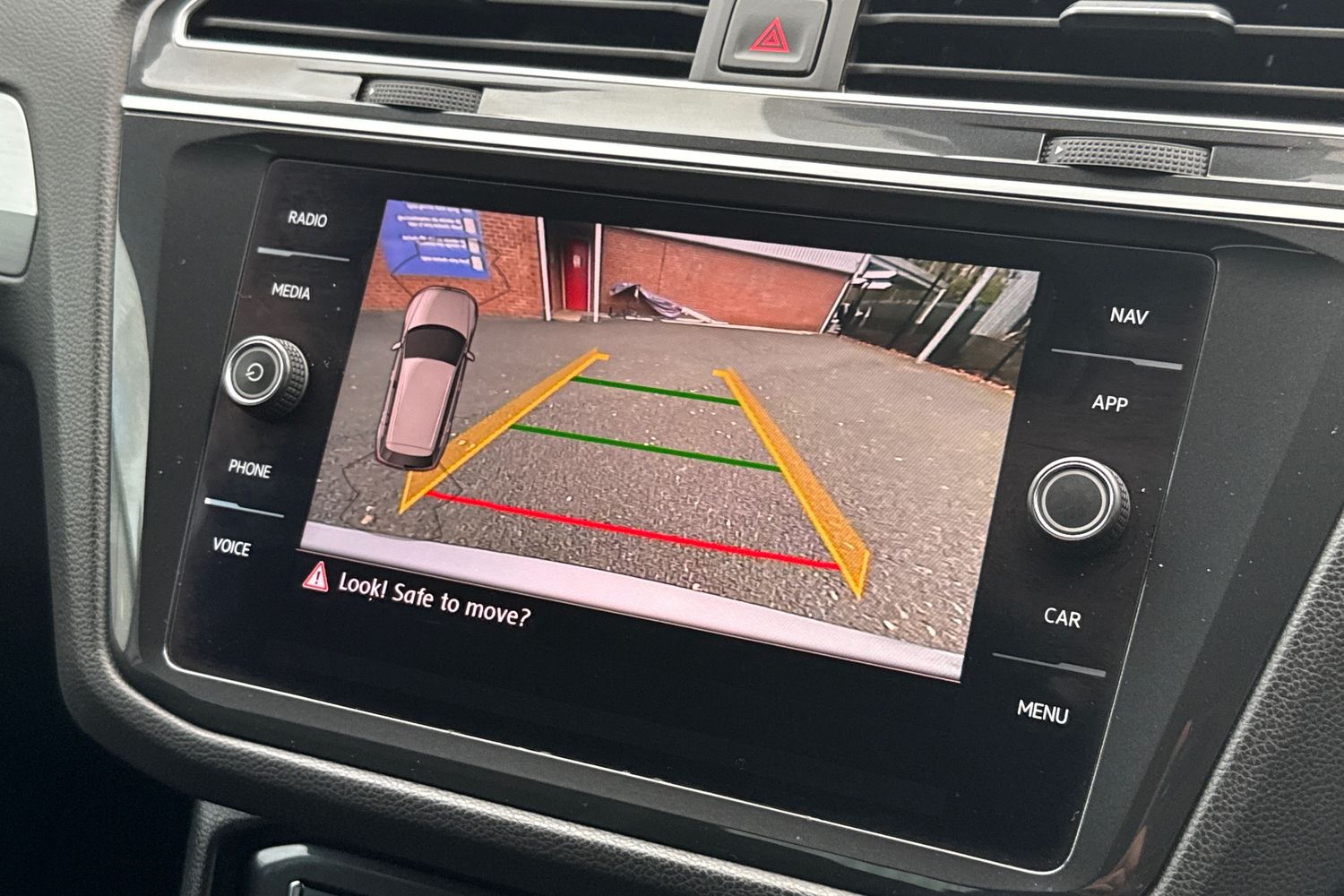 Used Volkswagen Tiguan 2020 for sale - 76805299: Photo 45