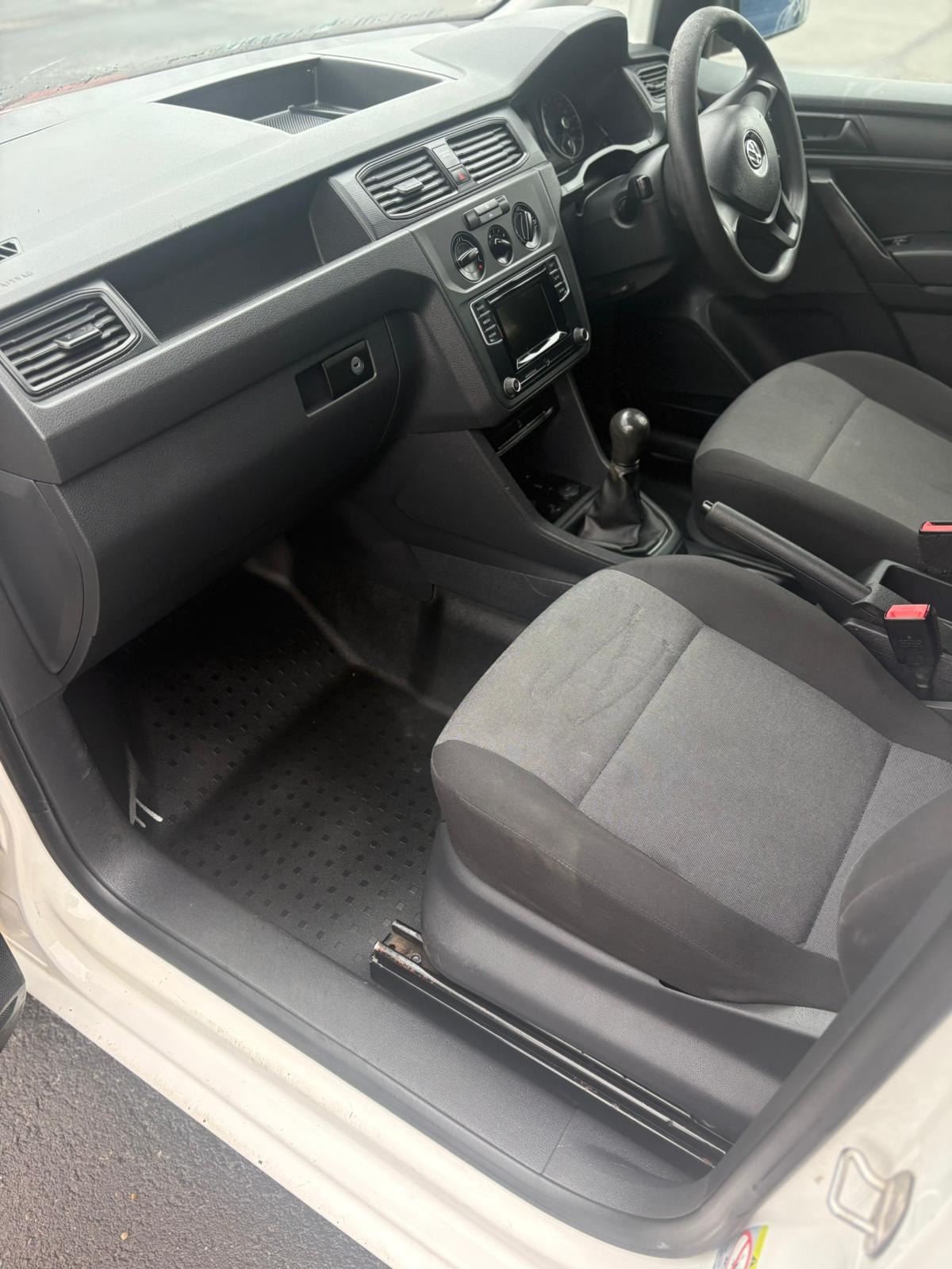 Used Volkswagen Caddy 2017 for sale - 76257951: Photo 17