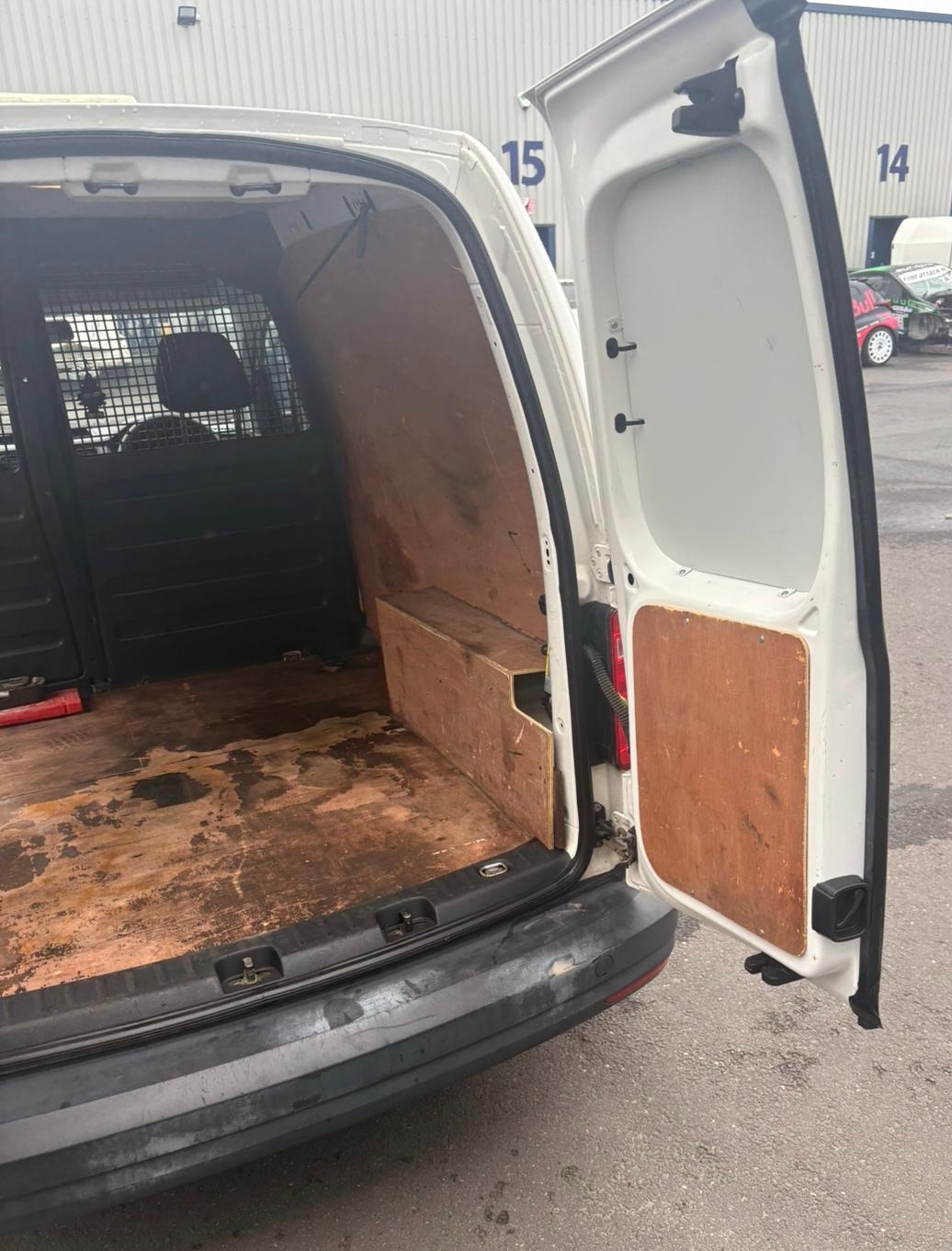 Used Volkswagen Caddy 2017 for sale - 76257951: Photo 27