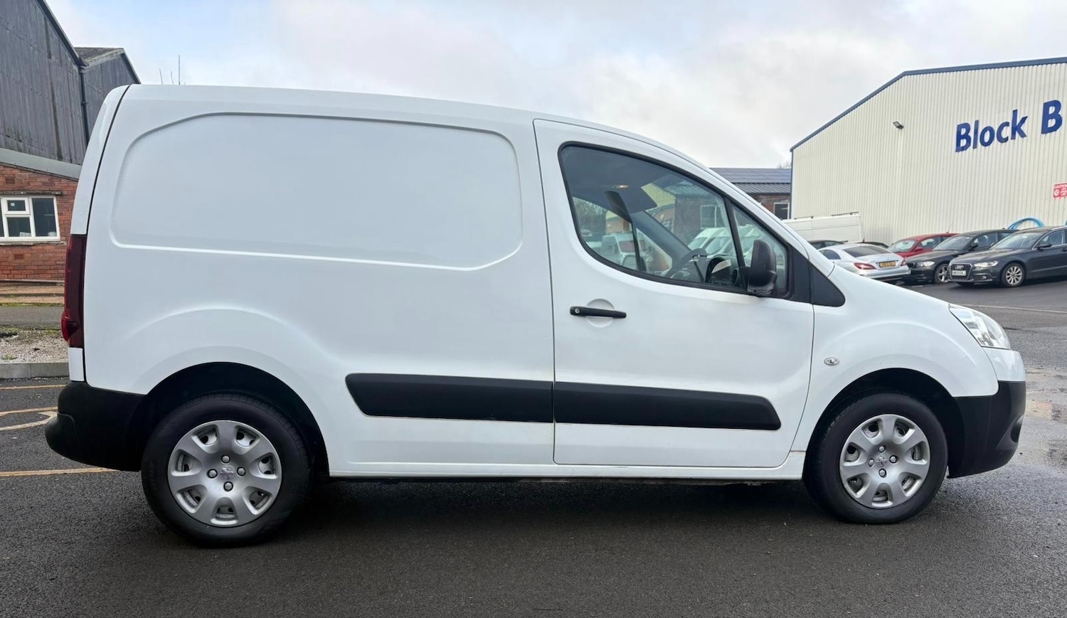 Used Peugeot Partner 2013 for sale - 76637512: Photo 11