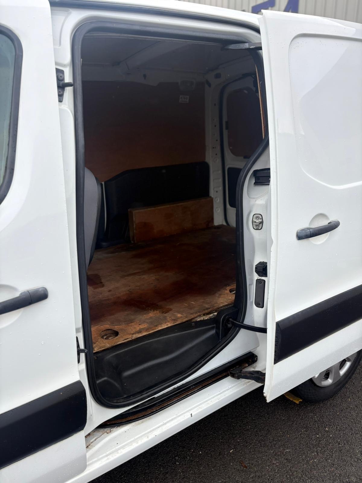 Used Peugeot Partner 2013 for sale - 76637512: Photo 20