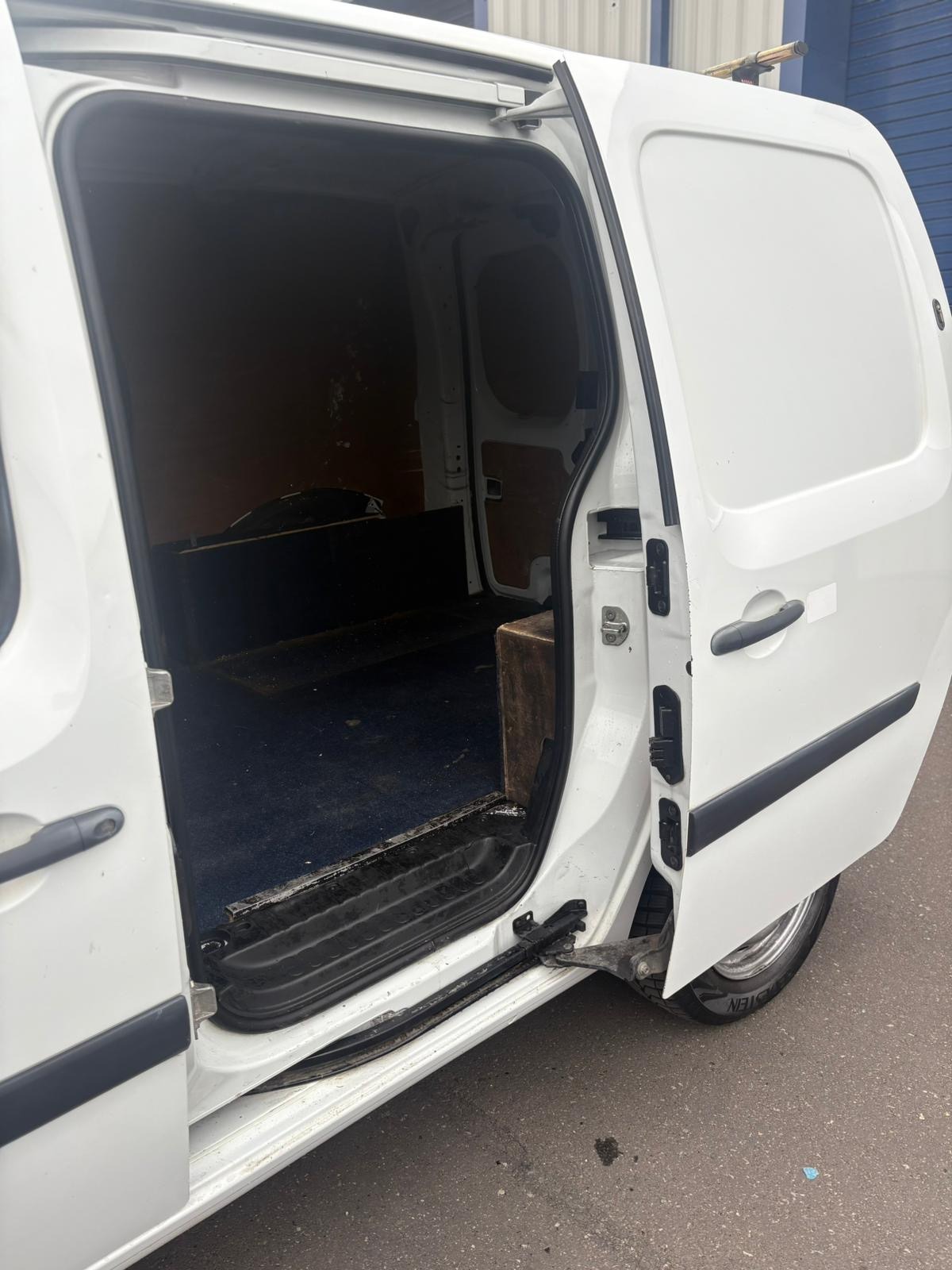 Used Renault Kangoo 2012 for sale - 76281698: Photo 29