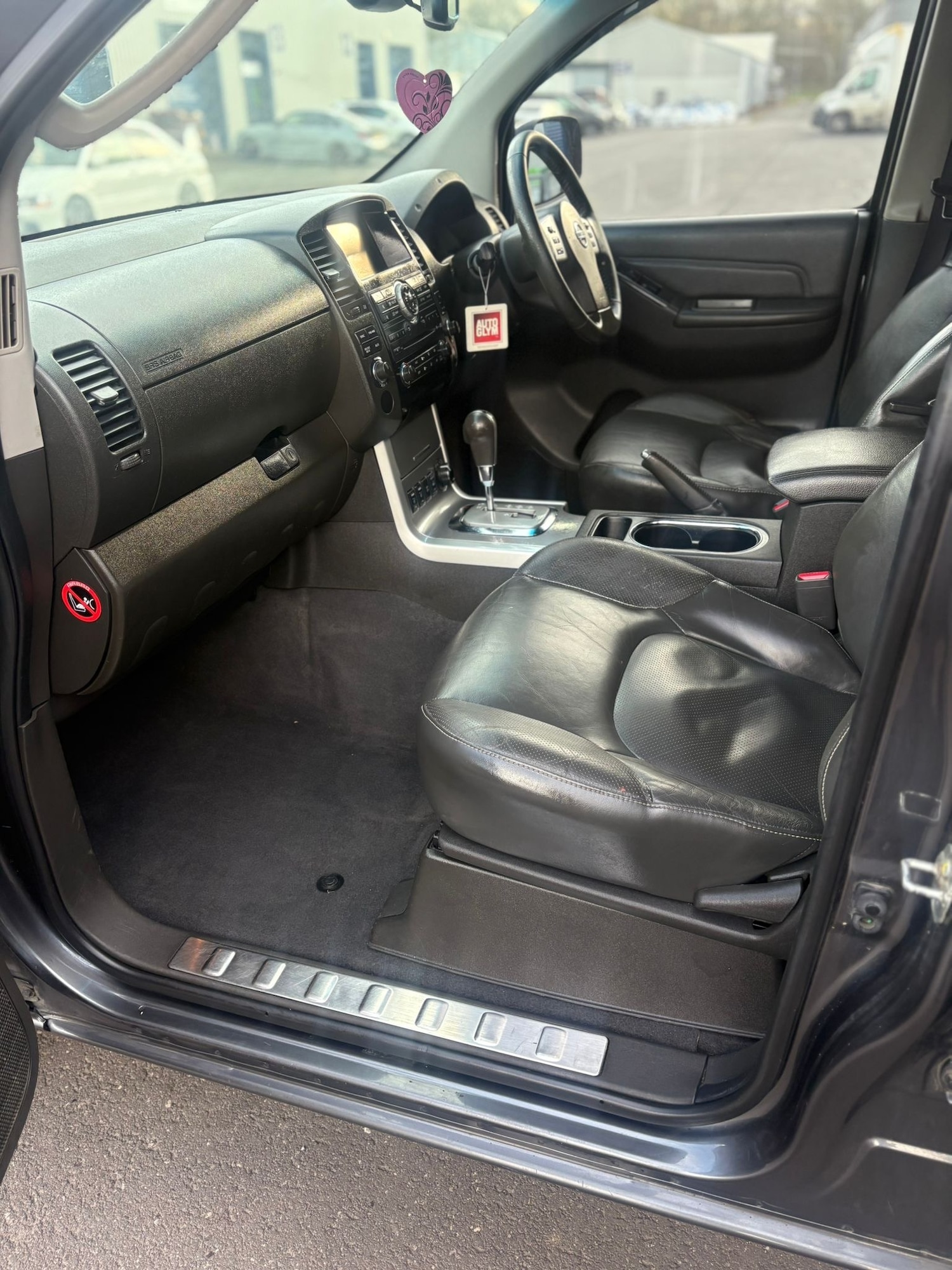 Used Nissan Navara 2014 for sale - 76941831: Photo 19