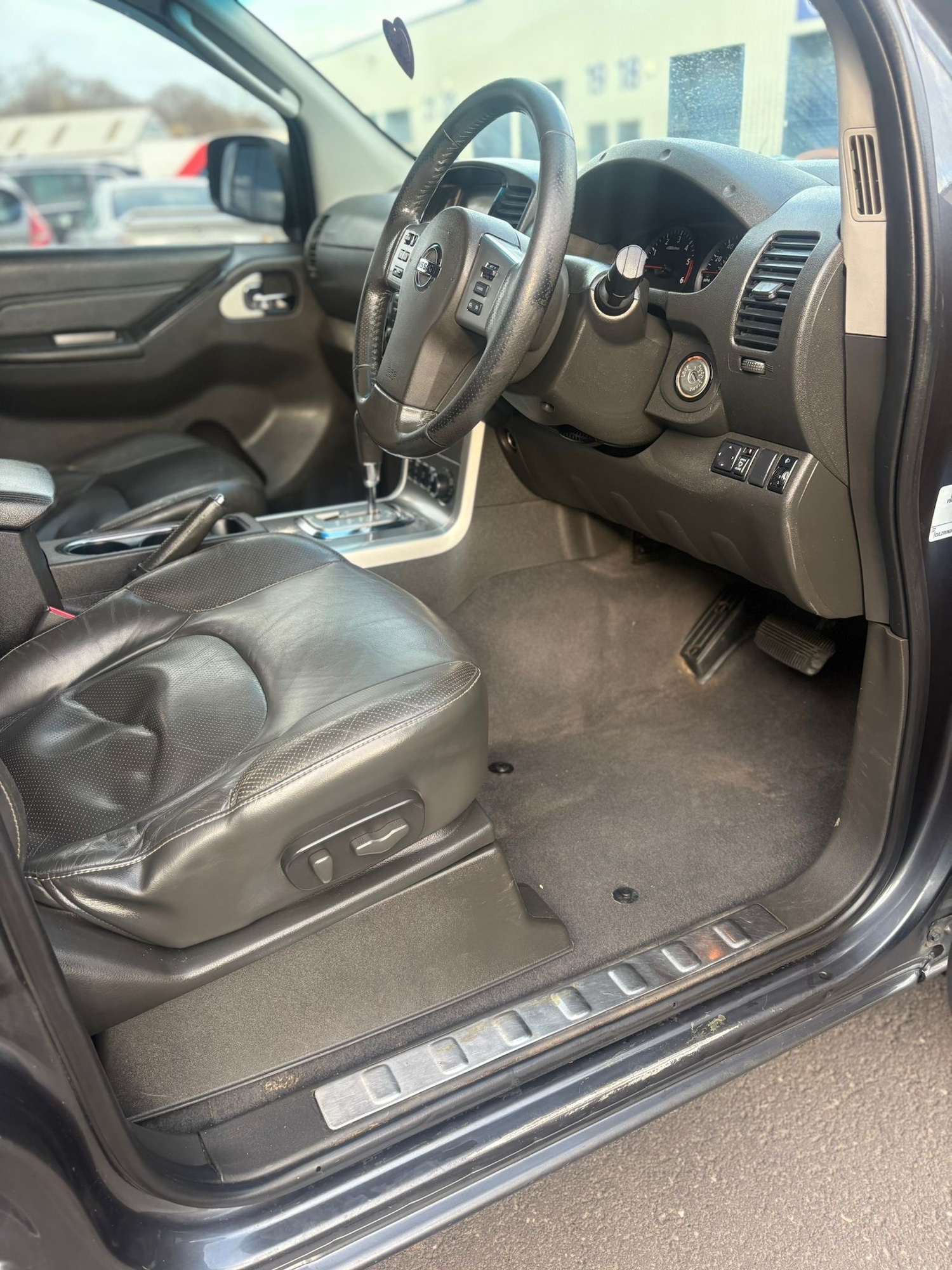 Used Nissan Navara 2014 for sale - 76941831: Photo 20