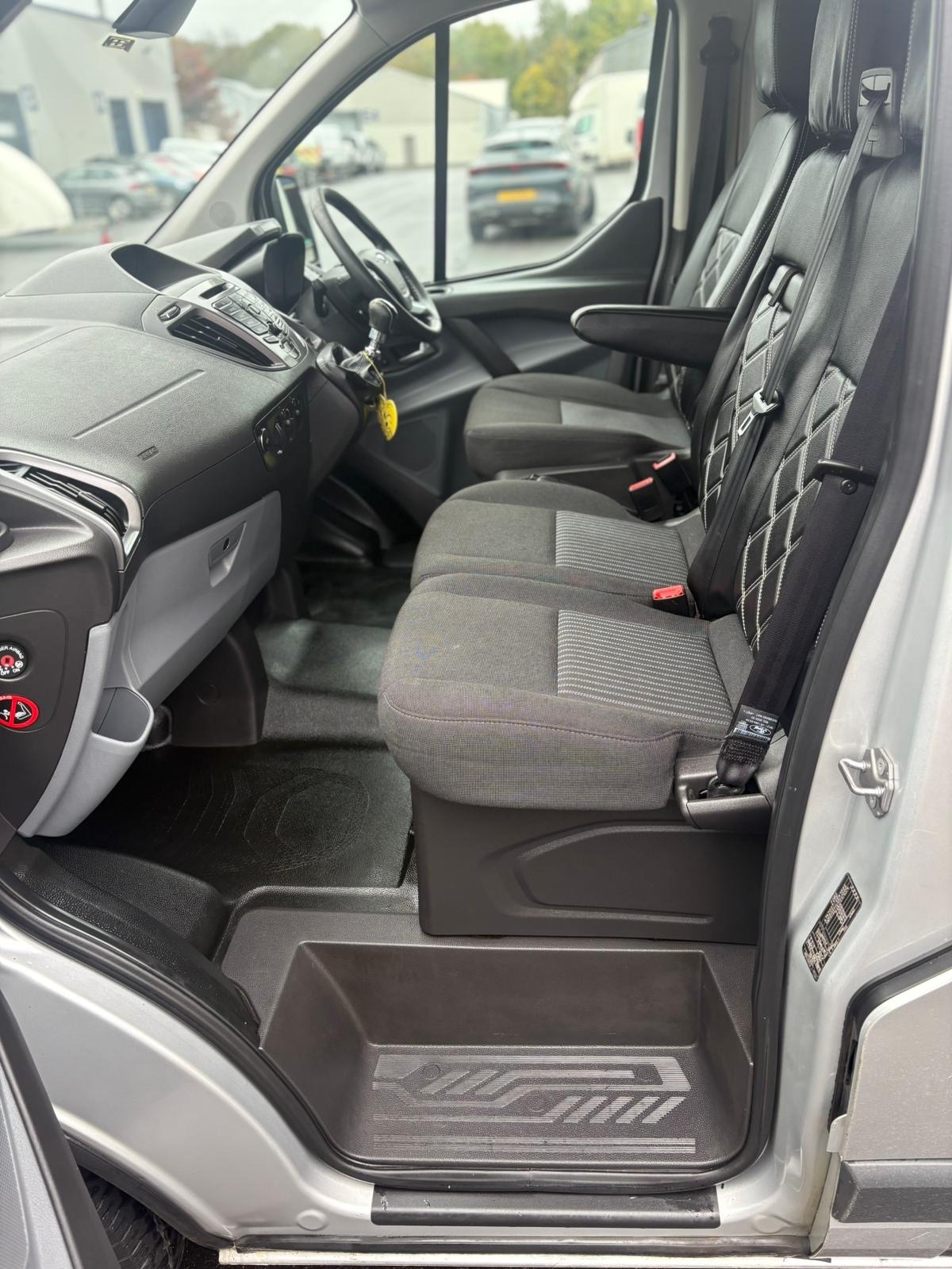 Used Ford Transit Custom 2015 for sale - 76321780: Photo 21