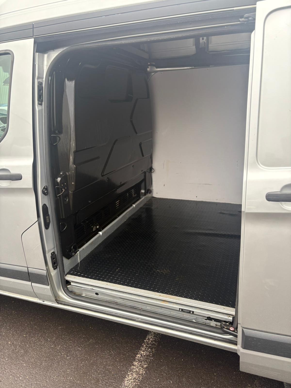 Used Ford Transit Custom 2015 for sale - 76321780: Photo 38