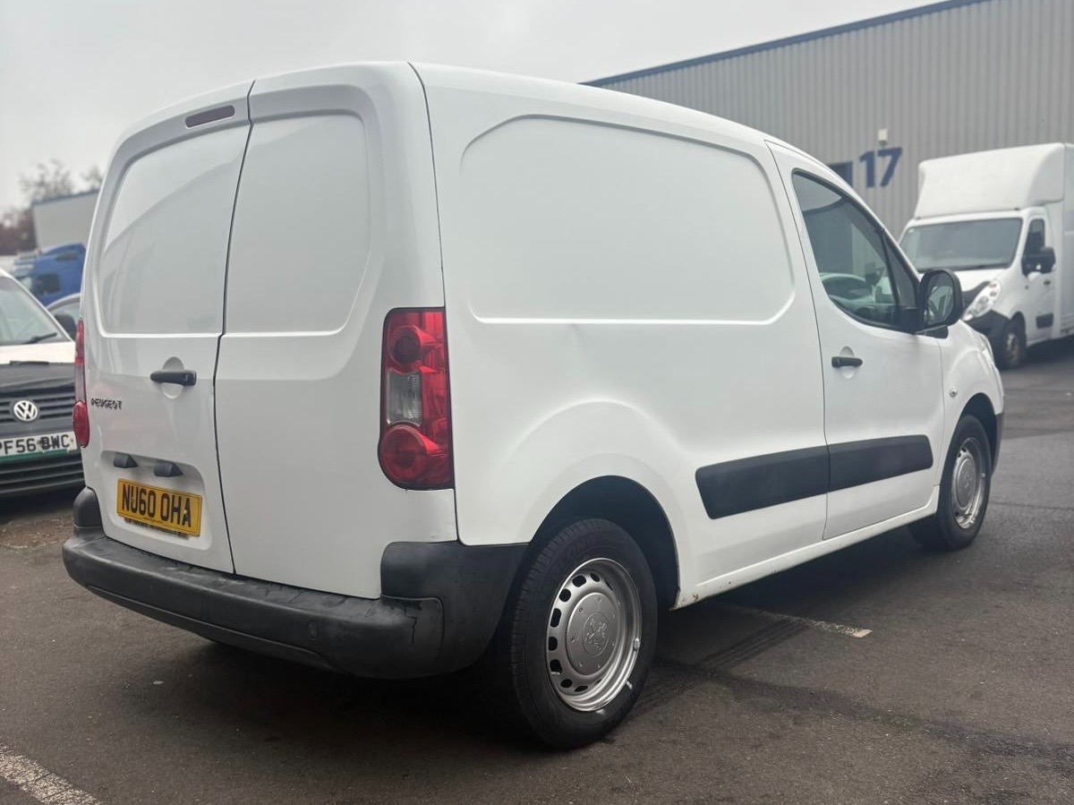 Used Peugeot Partner 2010 for sale - 76257972: Photo 10