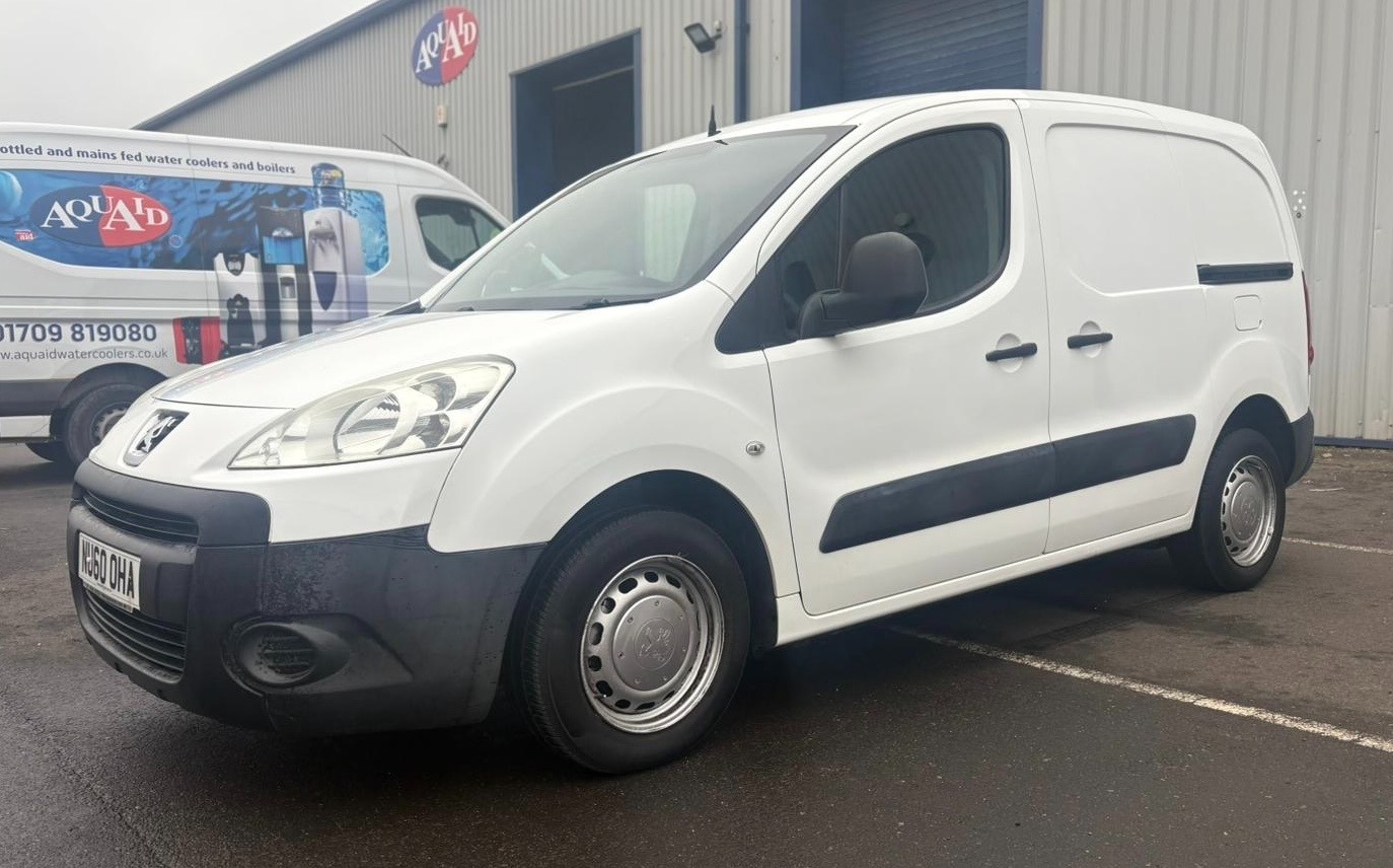 Used Peugeot Partner 2010 for sale - 76257972: Photo 3