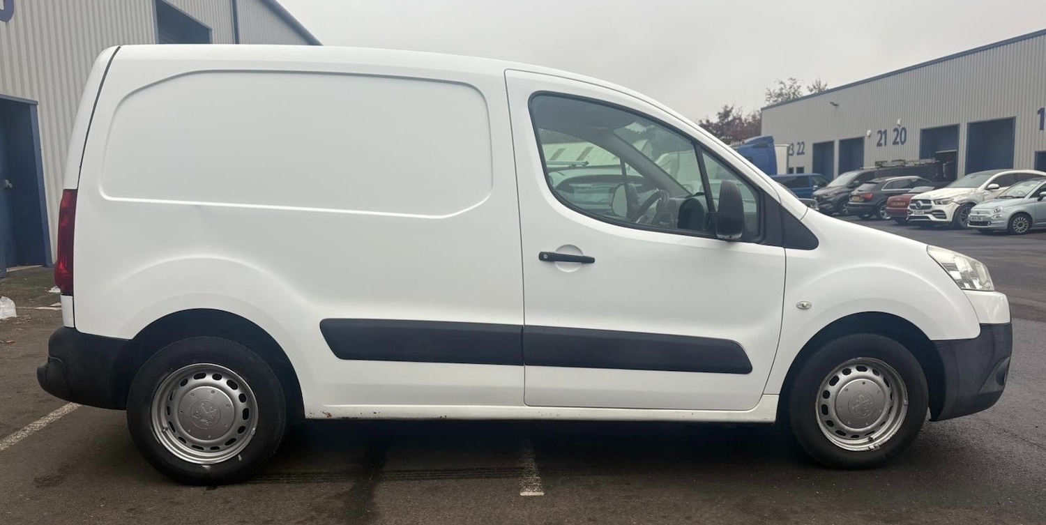 Used Peugeot Partner 2010 for sale - 76257972: Photo 7