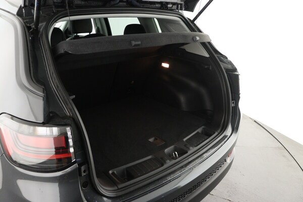 Used Jeep Compass 2024 for sale - 75764042: Photo 9
