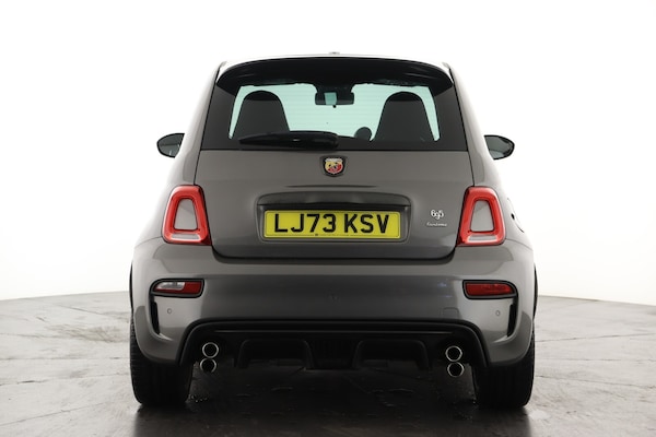 Used Abarth 695 2023 for sale - 76062082: Photo 2