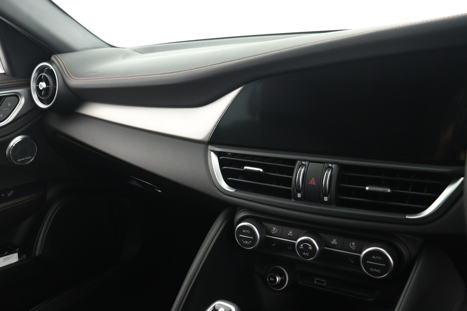 Used Alfa Romeo Giulia 2025 for sale - 76614963: Photo 18