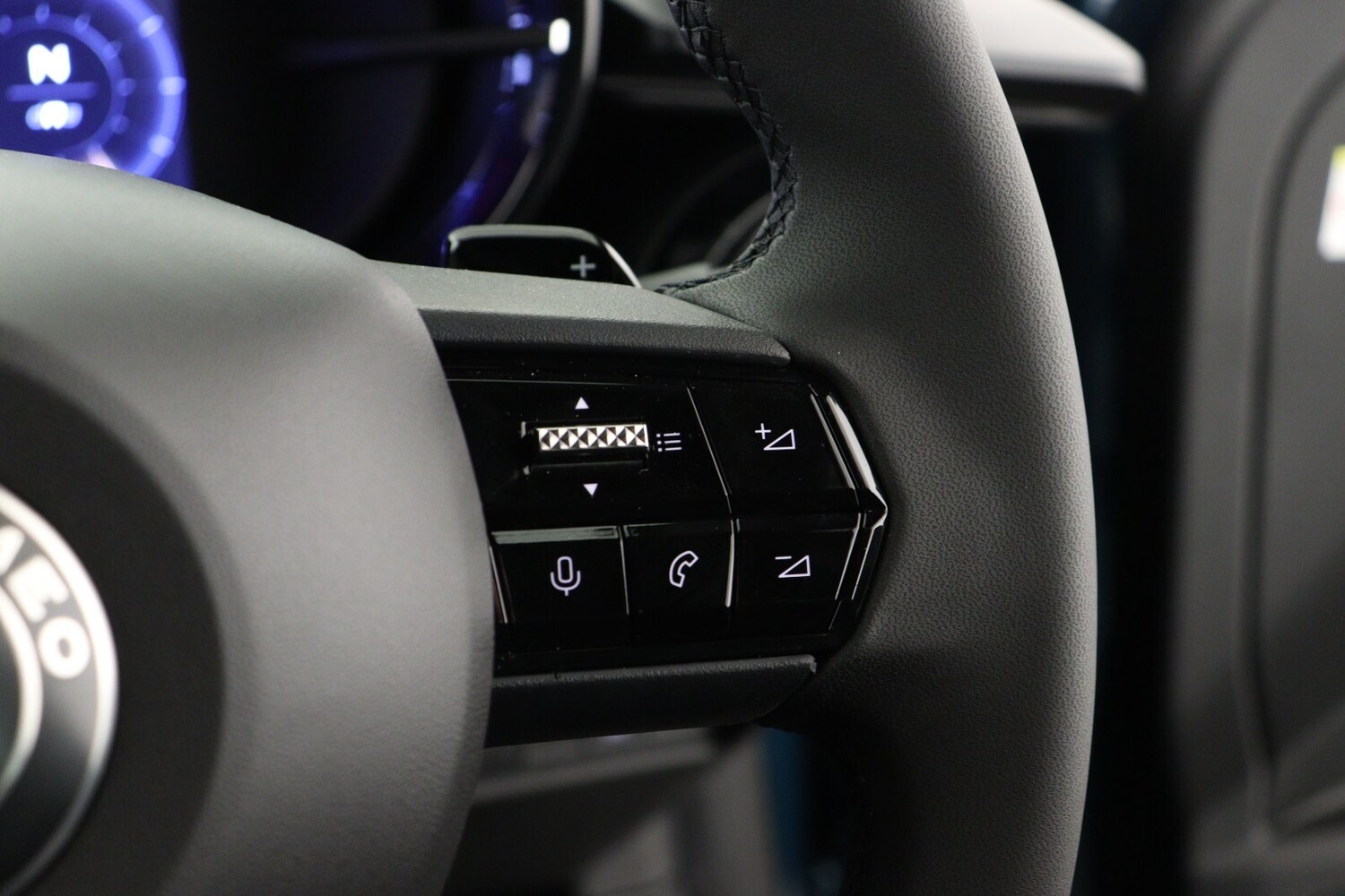 Used Alfa Romeo Junior 2025 for sale - 76614964: Photo 24