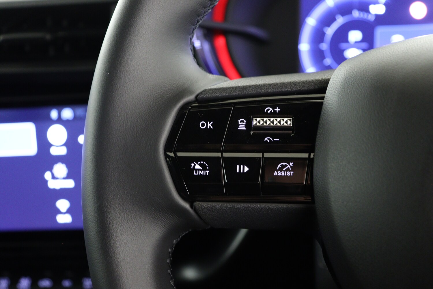 Used Alfa Romeo Junior 2025 for sale - 76615186: Photo 24