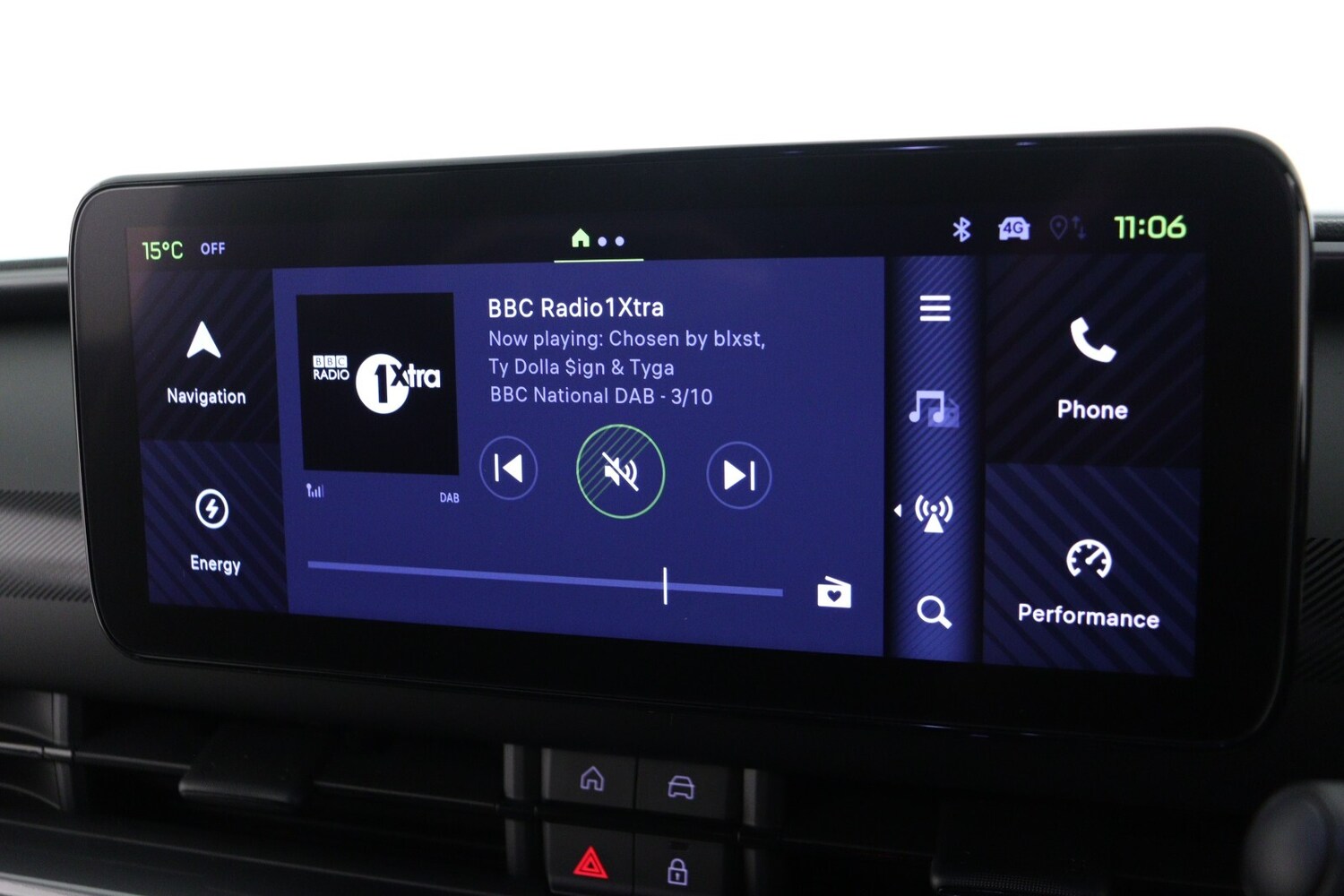 Used Abarth 600e 2025 for sale - 76615221: Photo 17