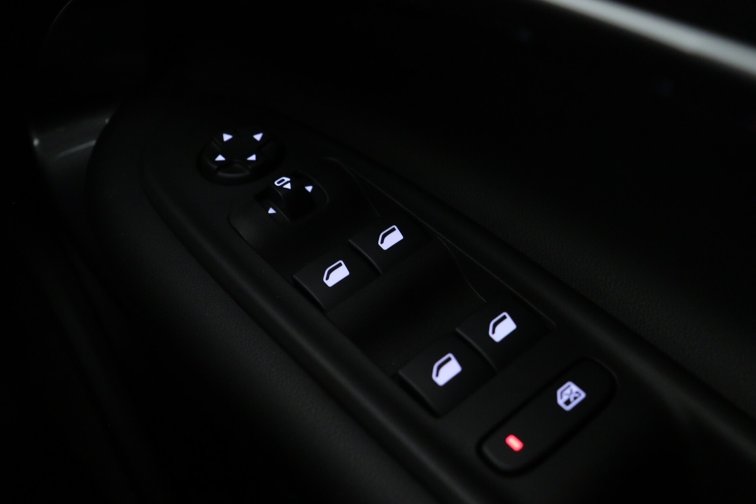 Used Abarth 600e 2025 for sale - 76615221: Photo 21