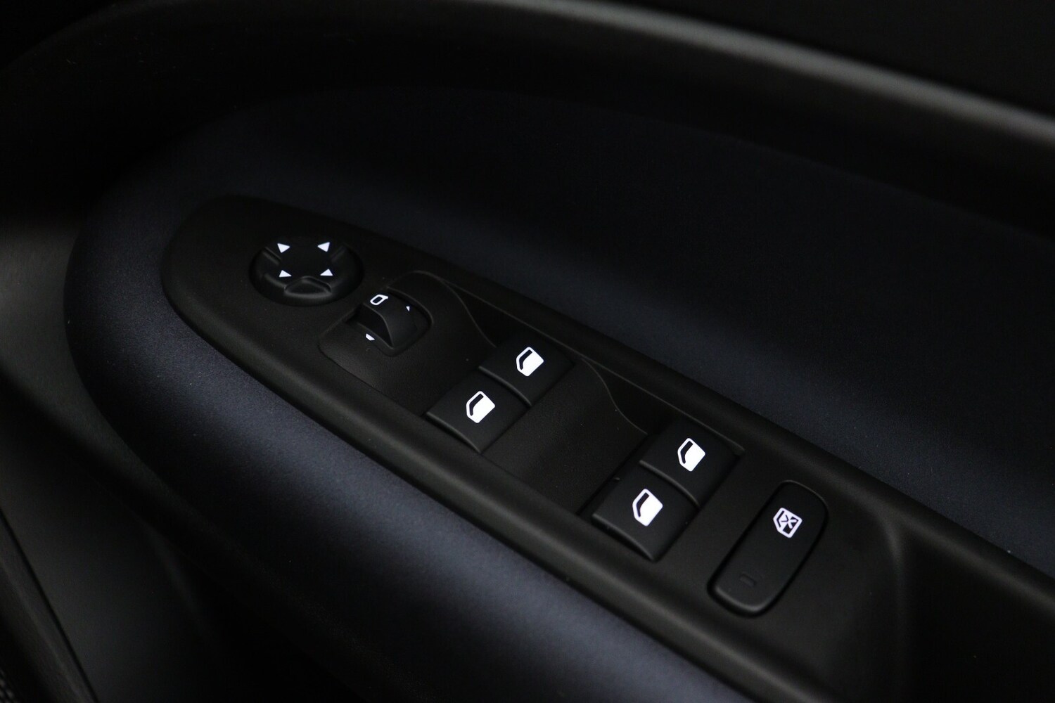 Used Alfa Romeo Junior 2025 for sale - 76615127: Photo 24