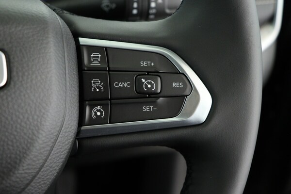 Used Jeep Compass 2024 for sale - 75763569: Photo 25