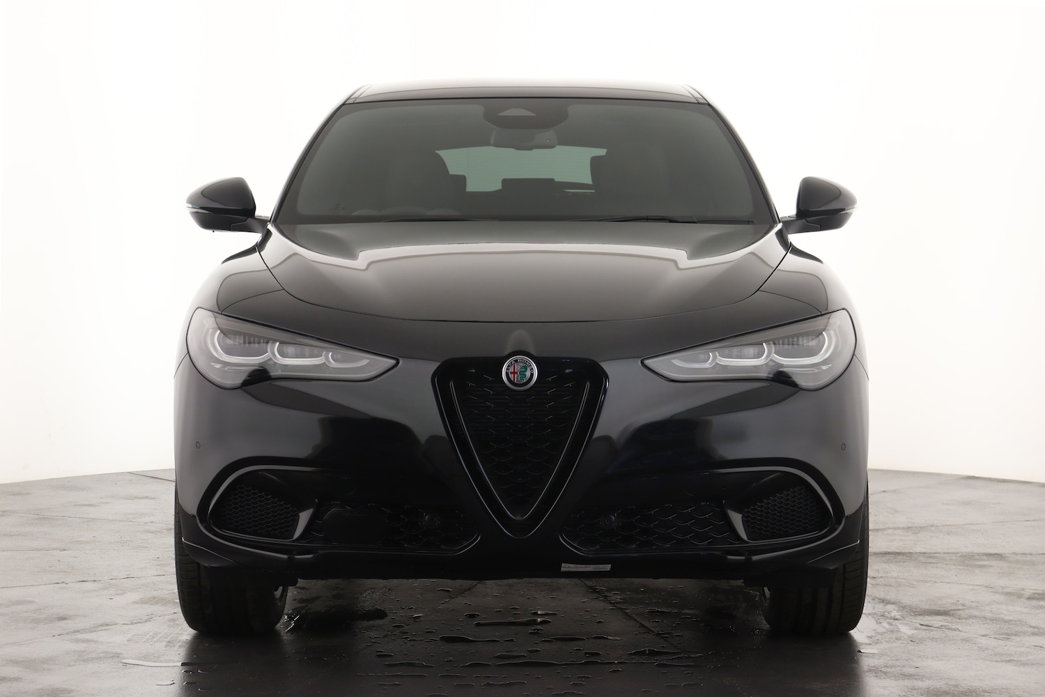 Used Alfa Romeo Stelvio 2025 for sale - 76615330: Photo 5