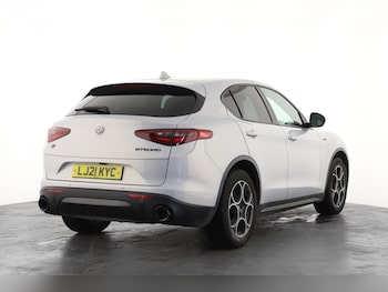 Used Alfa Romeo Stelvio 2021 for sale - 77690854: Photo
