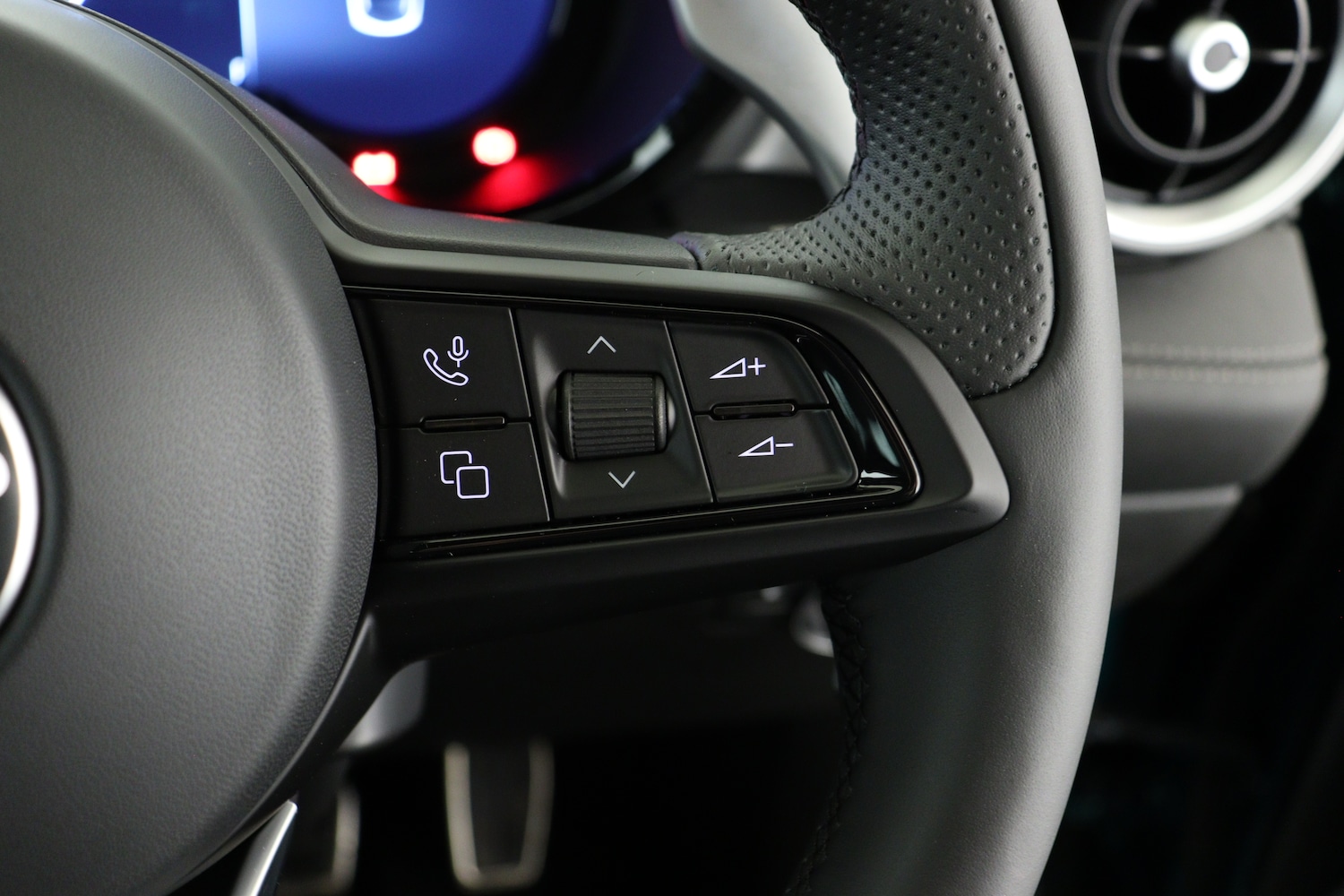 Used Alfa Romeo Tonale 2025 for sale - 76615376: Photo 21