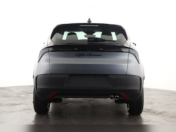 Used Alfa Romeo Junior 2025 for sale - 76615350: Photo