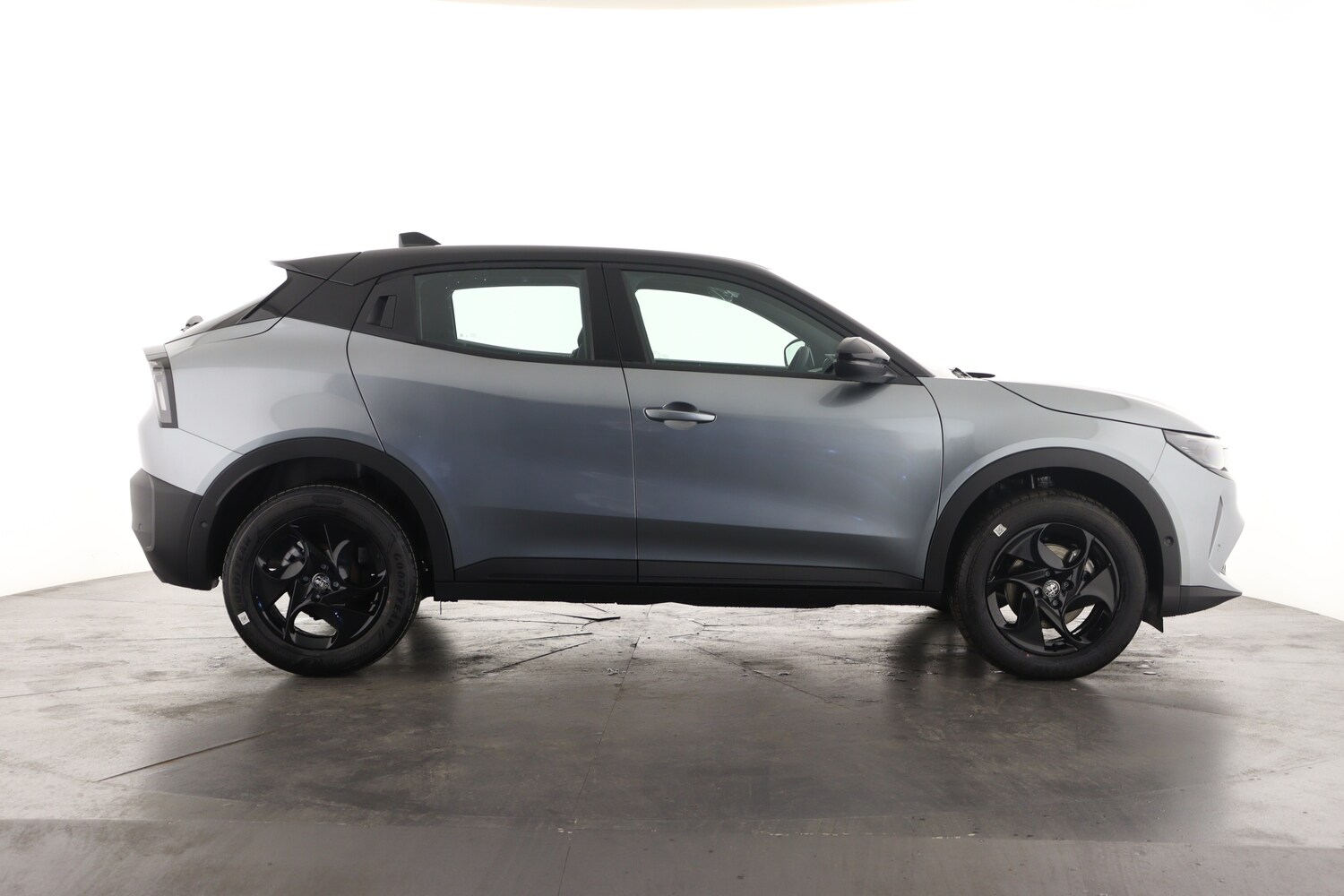 Used Alfa Romeo Junior 2025 for sale - 76615350: Photo 4