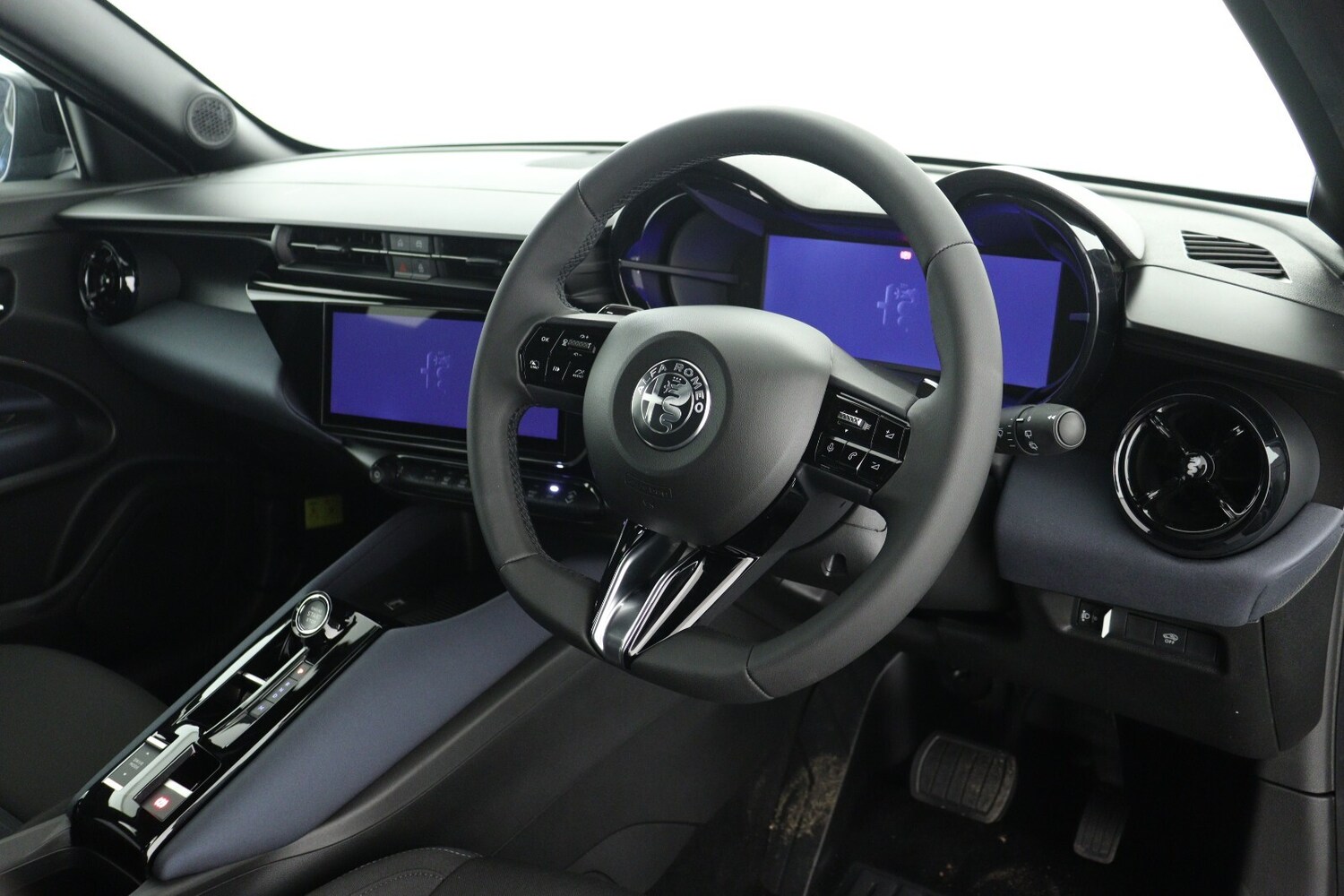 Used Alfa Romeo Junior 2026 for sale - 77224986: Photo 13