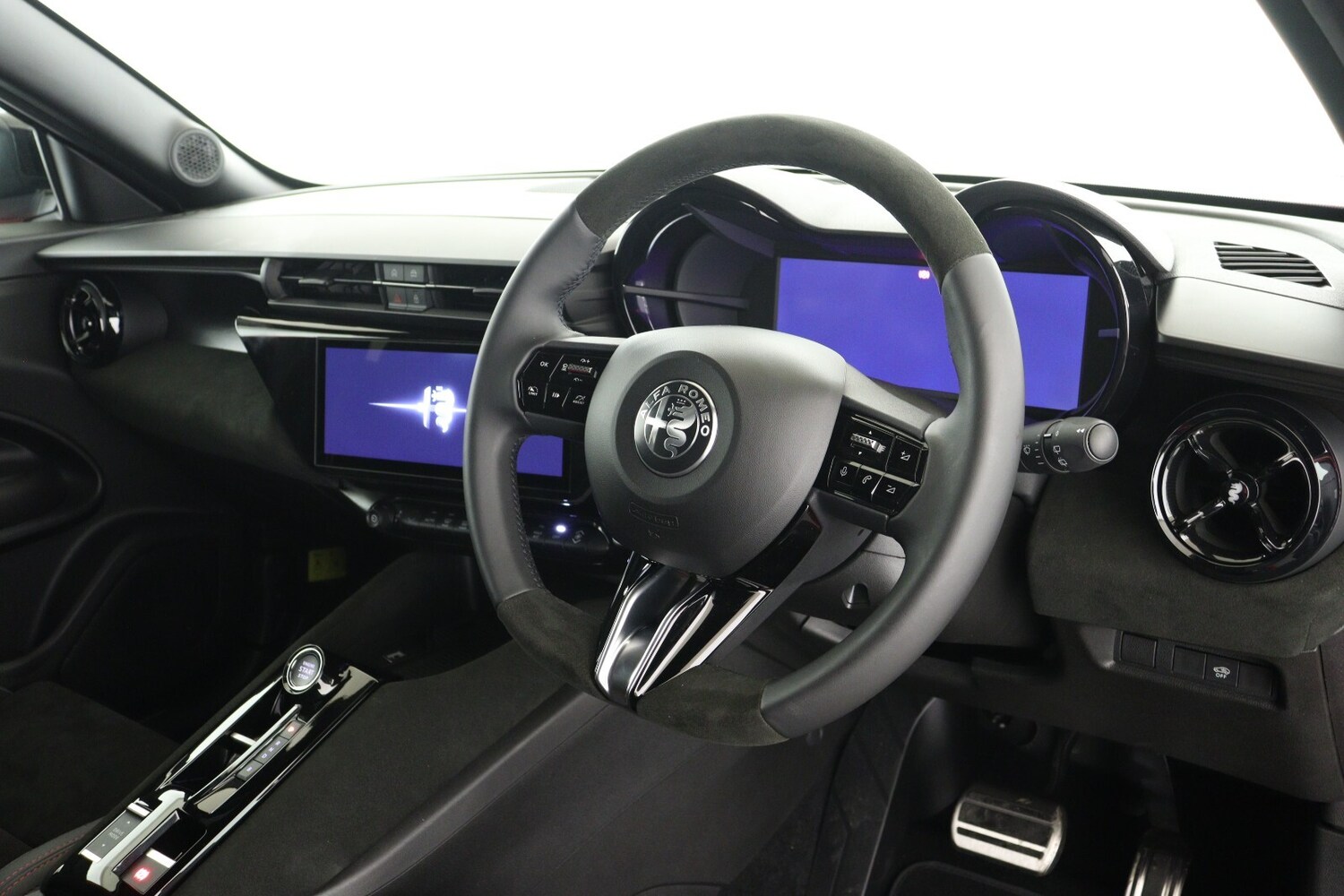 Used Alfa Romeo Junior 2026 for sale - 77225052: Photo 15