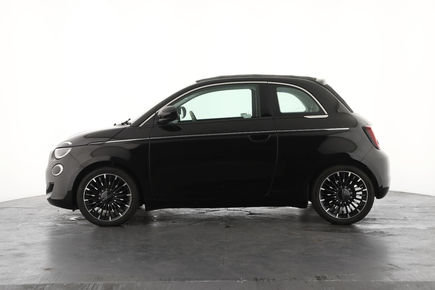 Used Fiat 500 2023 for sale - 77592116: Photo 8