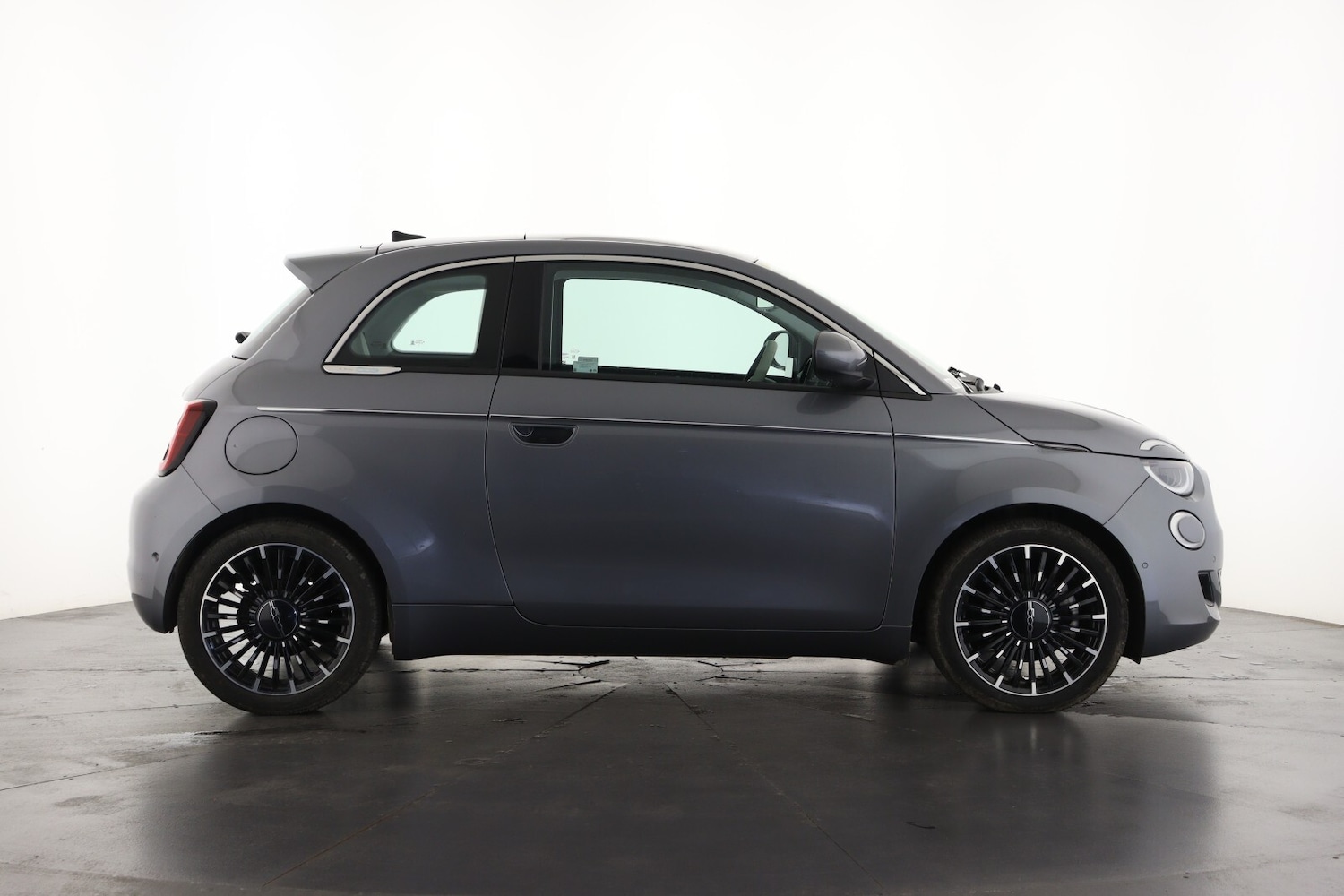 Used Fiat 500 2021 for sale - 76977624: Photo 5
