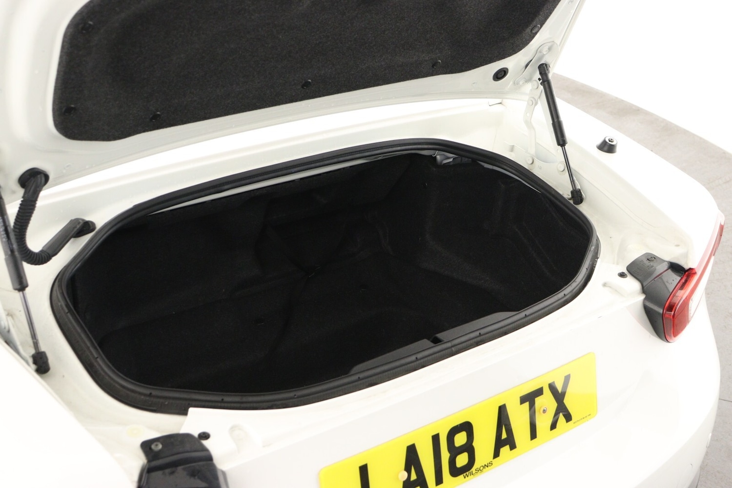 Used Fiat 124 Spider 2018 for sale - 77442550: Photo 10