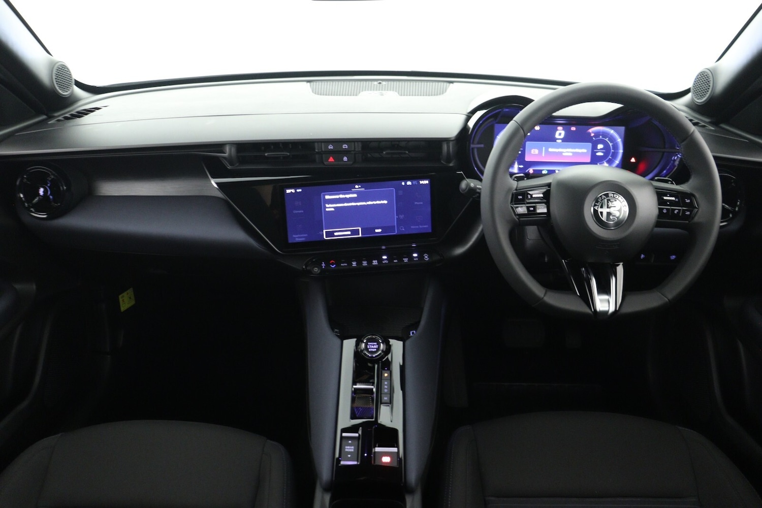 Used Alfa Romeo Junior 2025 for sale - 76696461: Photo 15